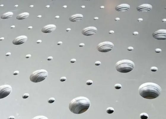 0.2mm-10mm Spessore lamiera di metallo perforata in acciaio inossidabile con disegni di fori personalizzati per attrezzature industriali e filtri