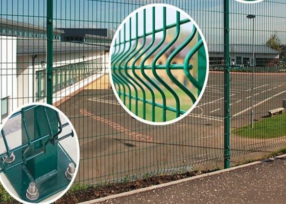 Acciaio al carbonio PVC rivestito con maglia di filo saldato antirruggine per recinzione di sicurezza