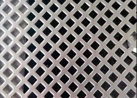 Norma ISO 9001 Fogli di maglia metallica perforata galvanizzata per la decorazione