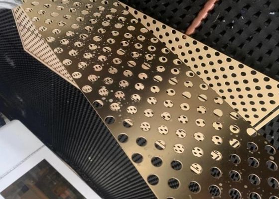 Fogli di rete metallica perforata personalizzata per filtrazione architettonica