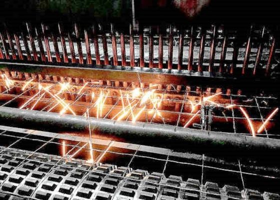 Superficie galvanizzata resistente all' arrugginimento Saldato Rulli di recinzione a filo 1.5 mm di diametro