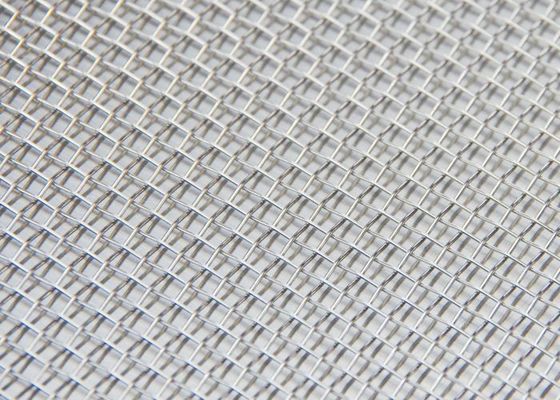 Resistenza alla corrosione ASTM E2016 Standard Woven Metal Screen Heavy Impact Resistant Raw Edge Preparation