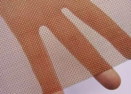 Separazione o filtrazione in olio chimico