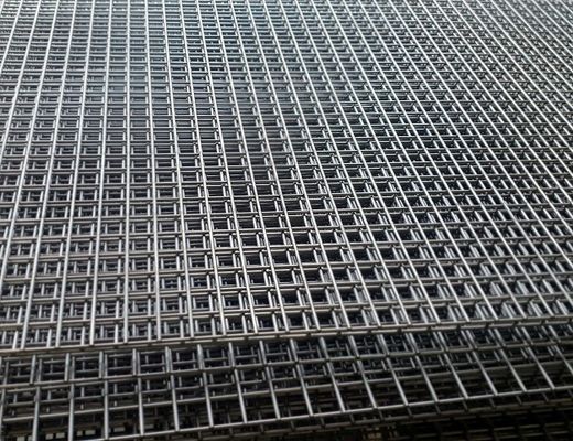 Acciaio a basso tenore di carbonio lamiere di rete galvanizzate saldate per la costruzione in pannelli o rotoli