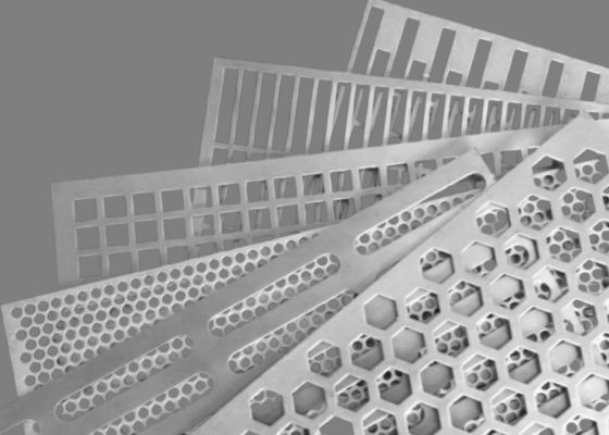 Fabbricazione di pannelli di lamiere metalliche perforate anodizzate di qualità superiore per applicazioni personalizzate