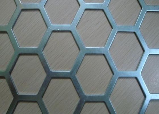 Dimensioni standard o opzioni personalizzate 304 lamiera a maglia perforata con spessore 0,1-12 mm